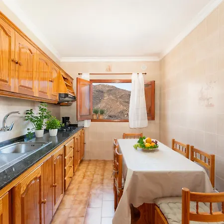 Vivelorural Casa Pepe Vistas A La Montana, 度假居